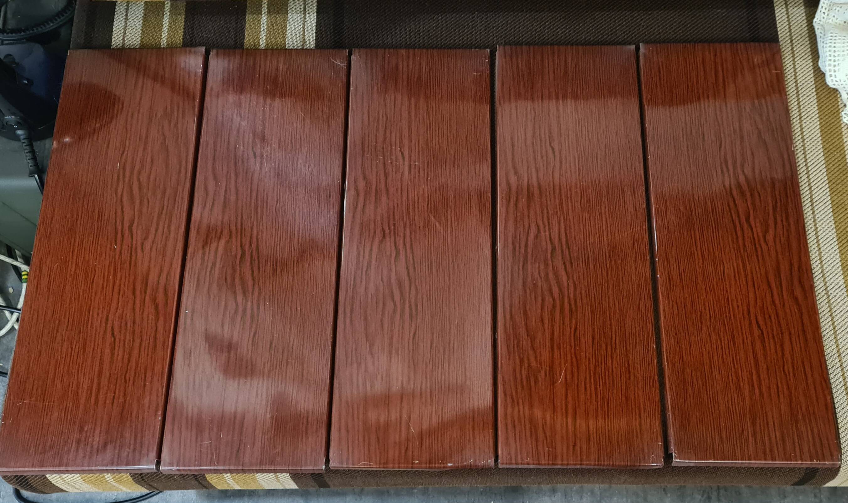 Vintage metal string shelves 5 shelves