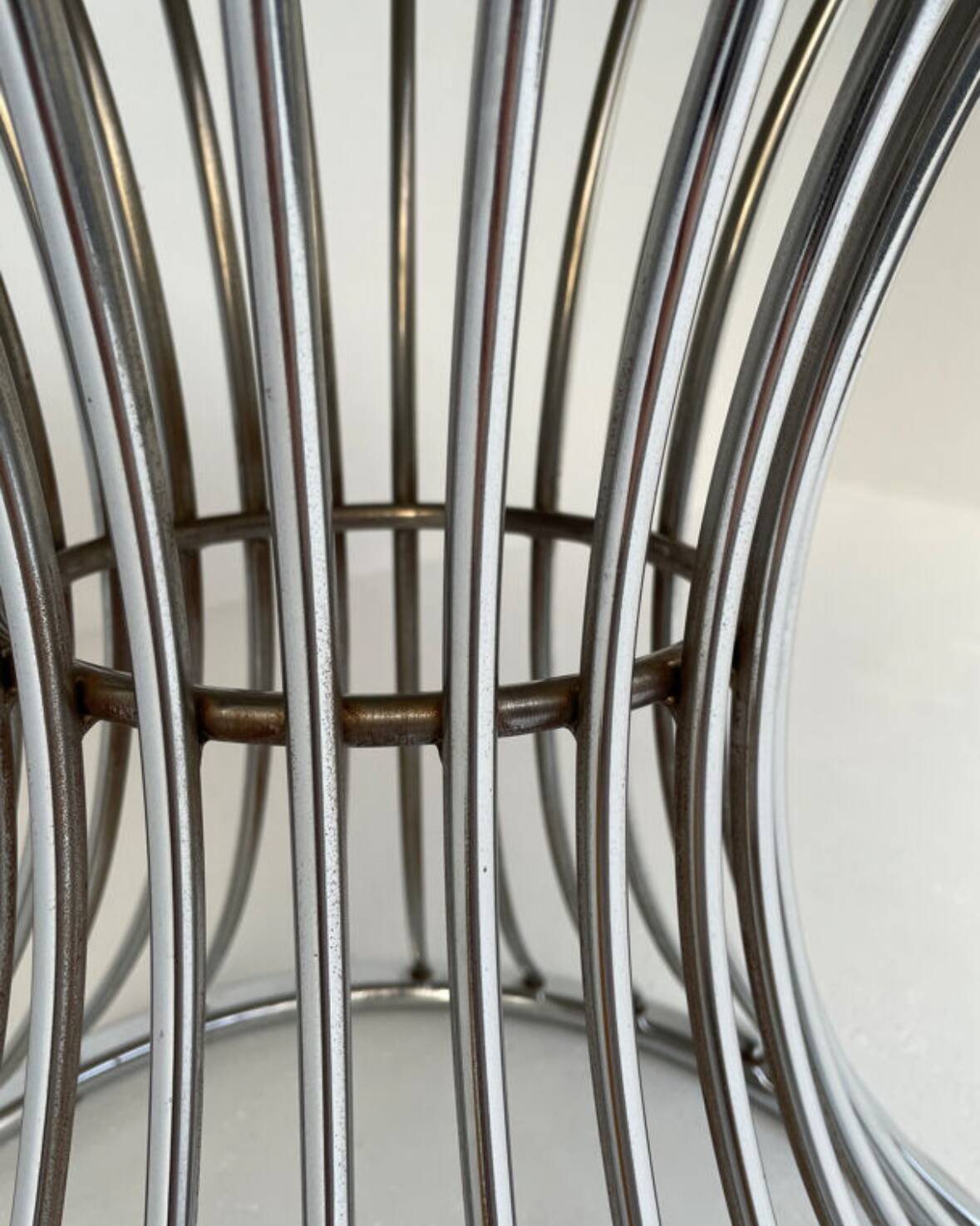 Space Age round dining table in chrome metal and smoked glass.