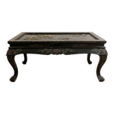 Table basse chinoise ancienne en bois noir et nacre