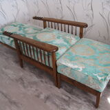 Fauteuil ancien et son repose-pieds