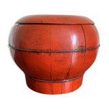 Boîte chinoise laquée rouge