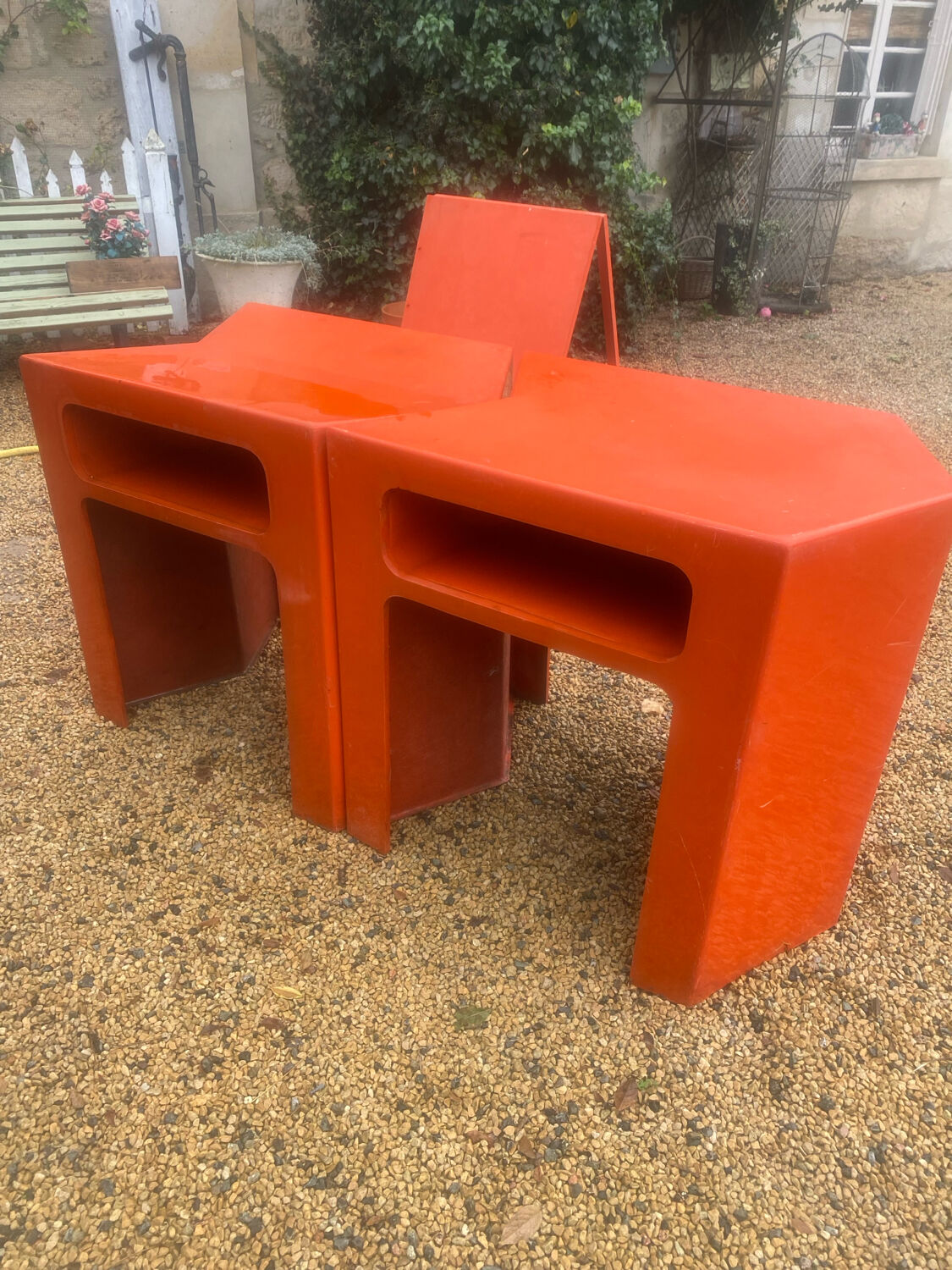 Two-piece desk from the 1970s