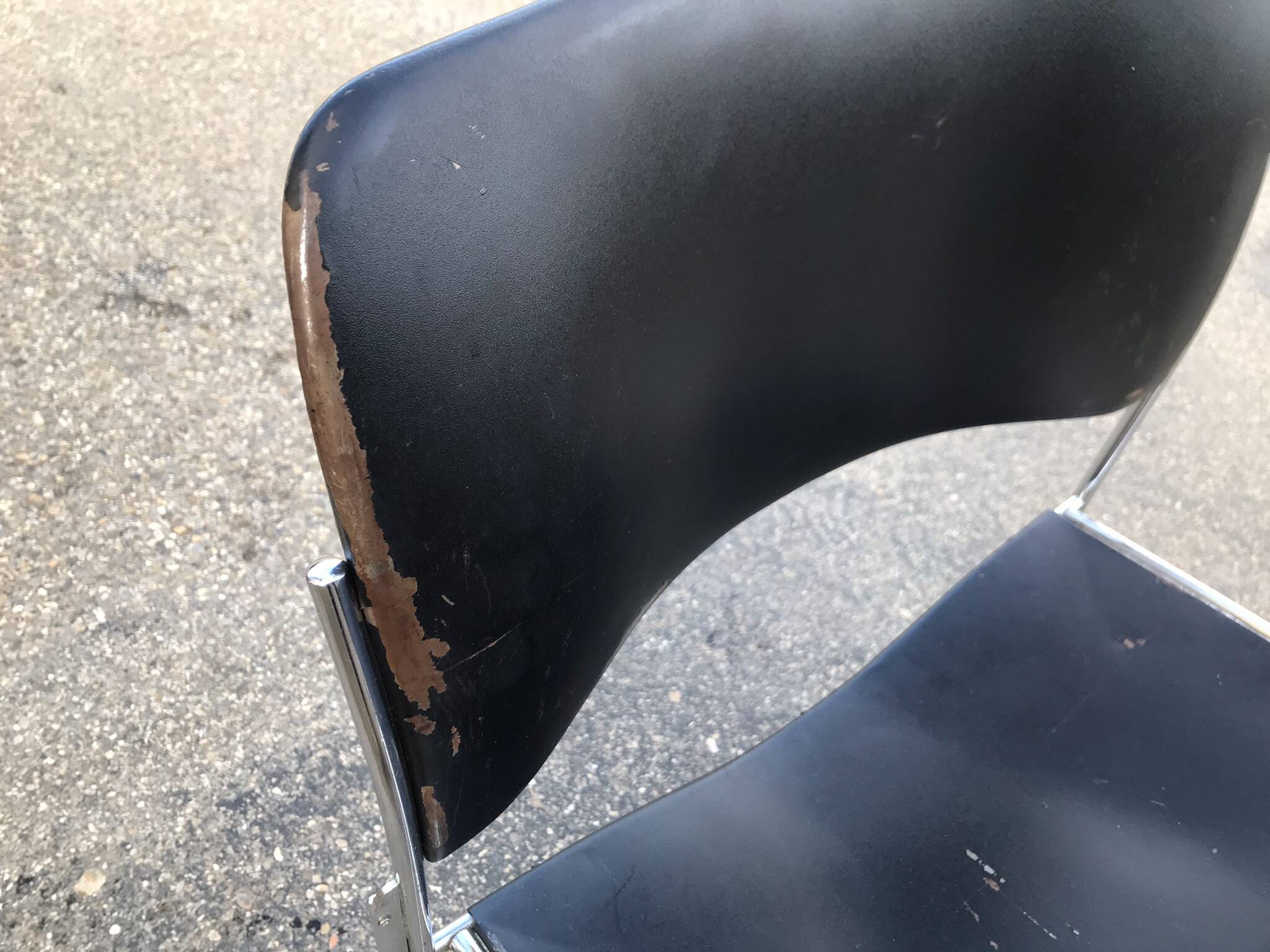 Set of 6 designer metal chairs from the 20th century David Rowland