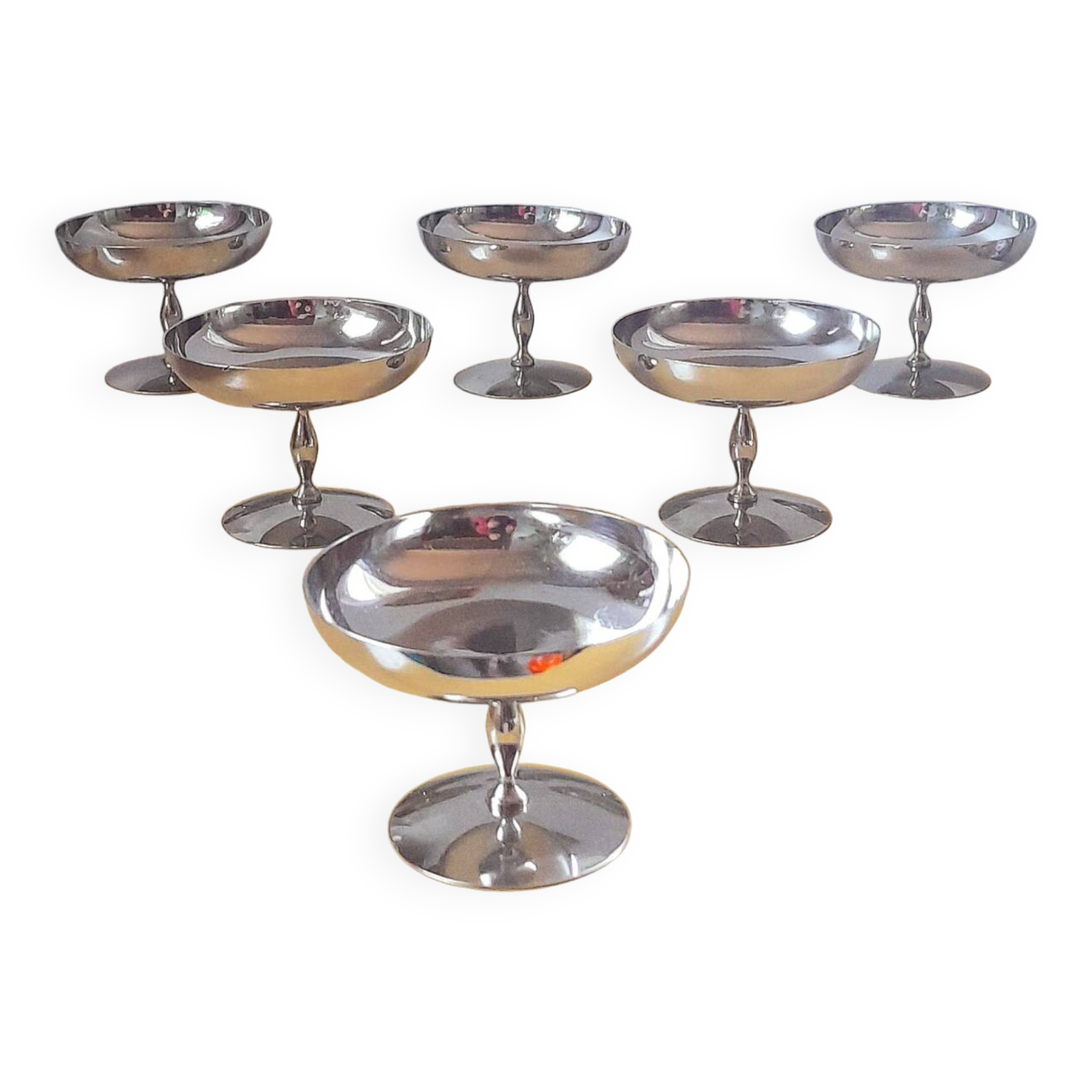 Stainless steel ice cream/dessert cups