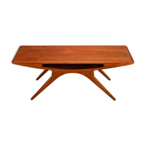 Table par johannes andersen