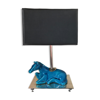 Cracked ceramic horse lamp