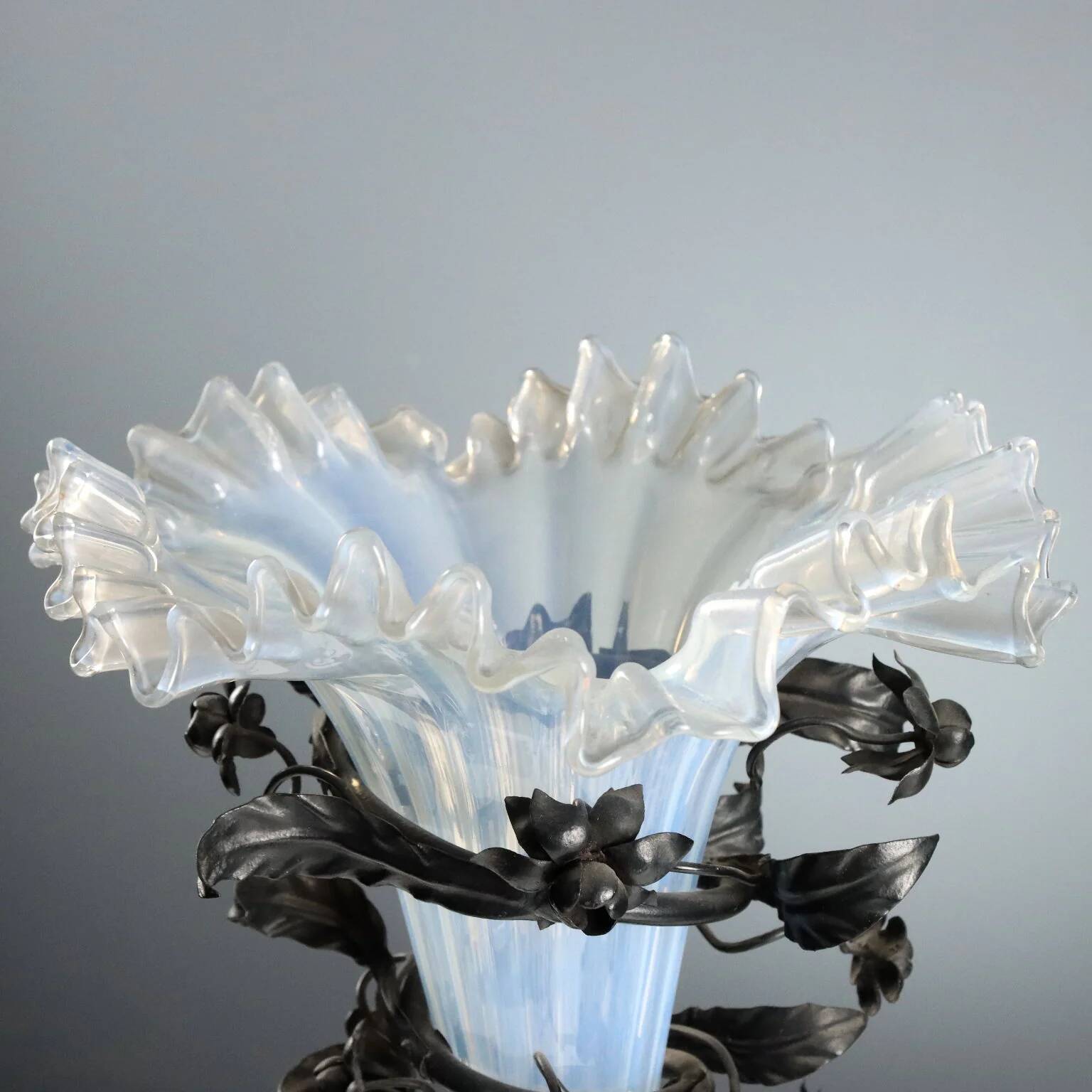 Vases anciens en fer forgé, Italie, XXe siècle
