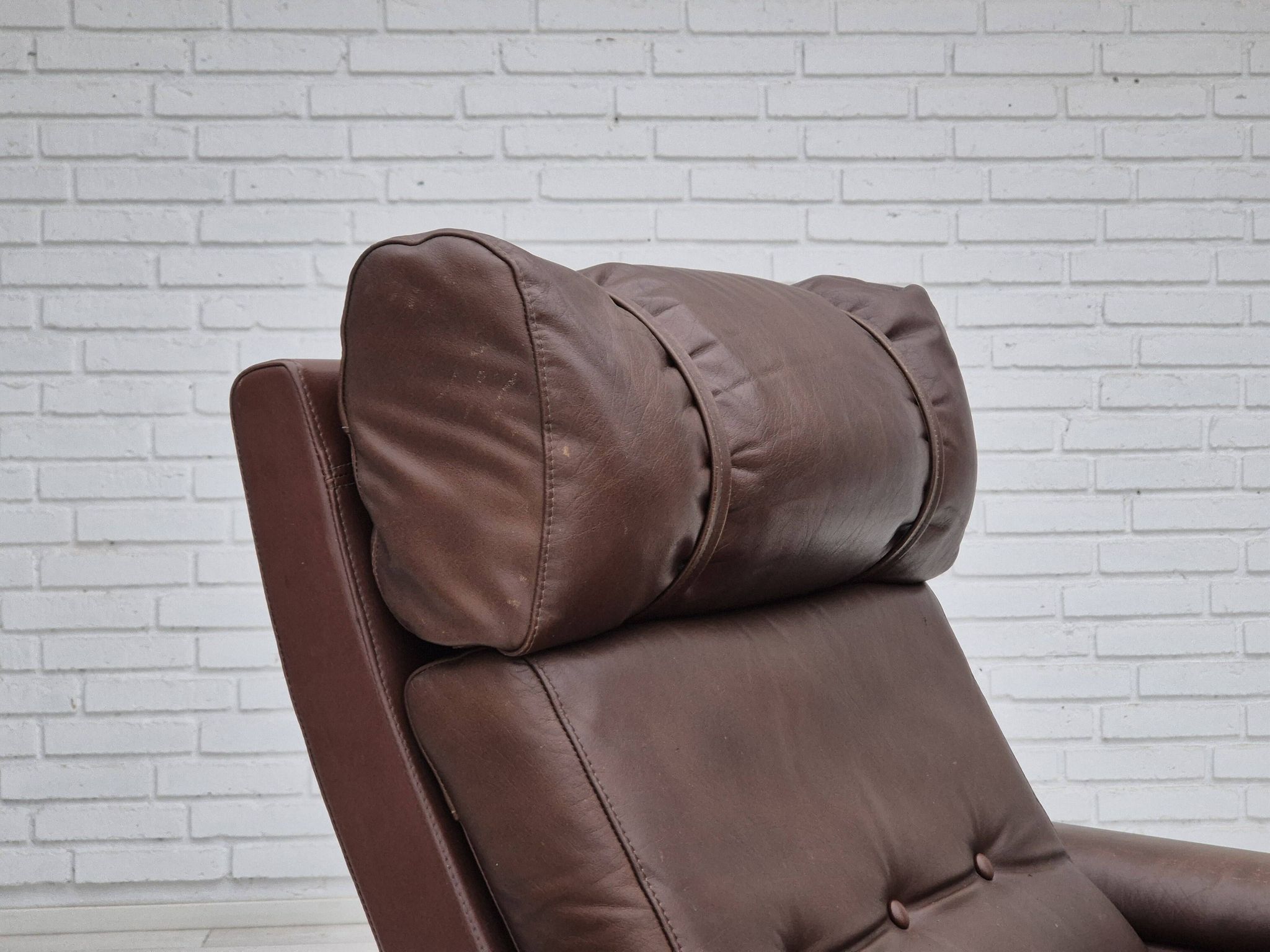 1970s, Danish armchair, original condition, furniture leather, dark oak wood.