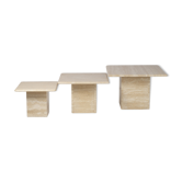 Tables gigognes en travertin, design italien