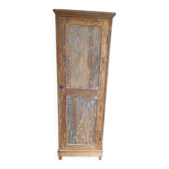 Armoire parisienne