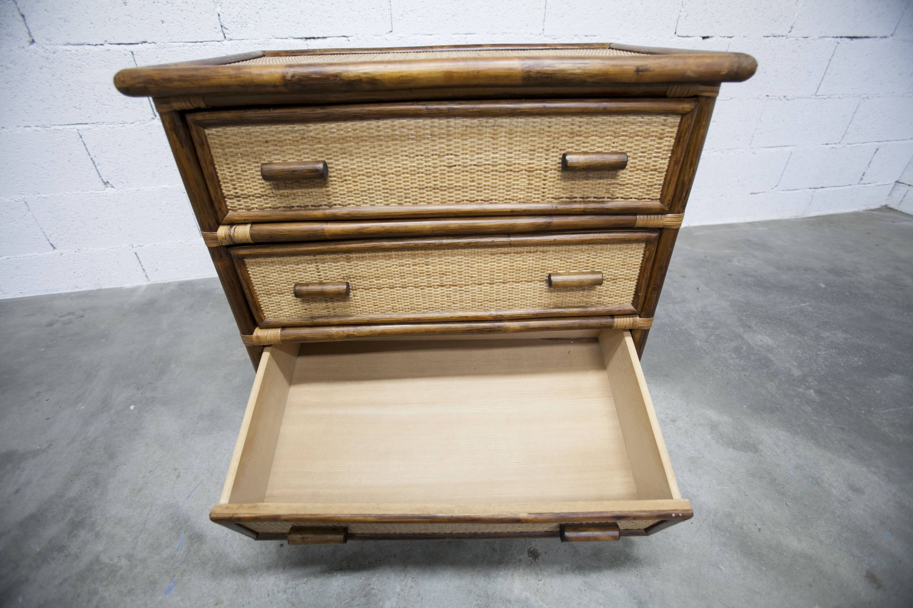 Rattan chest of drawers with 3 drawers