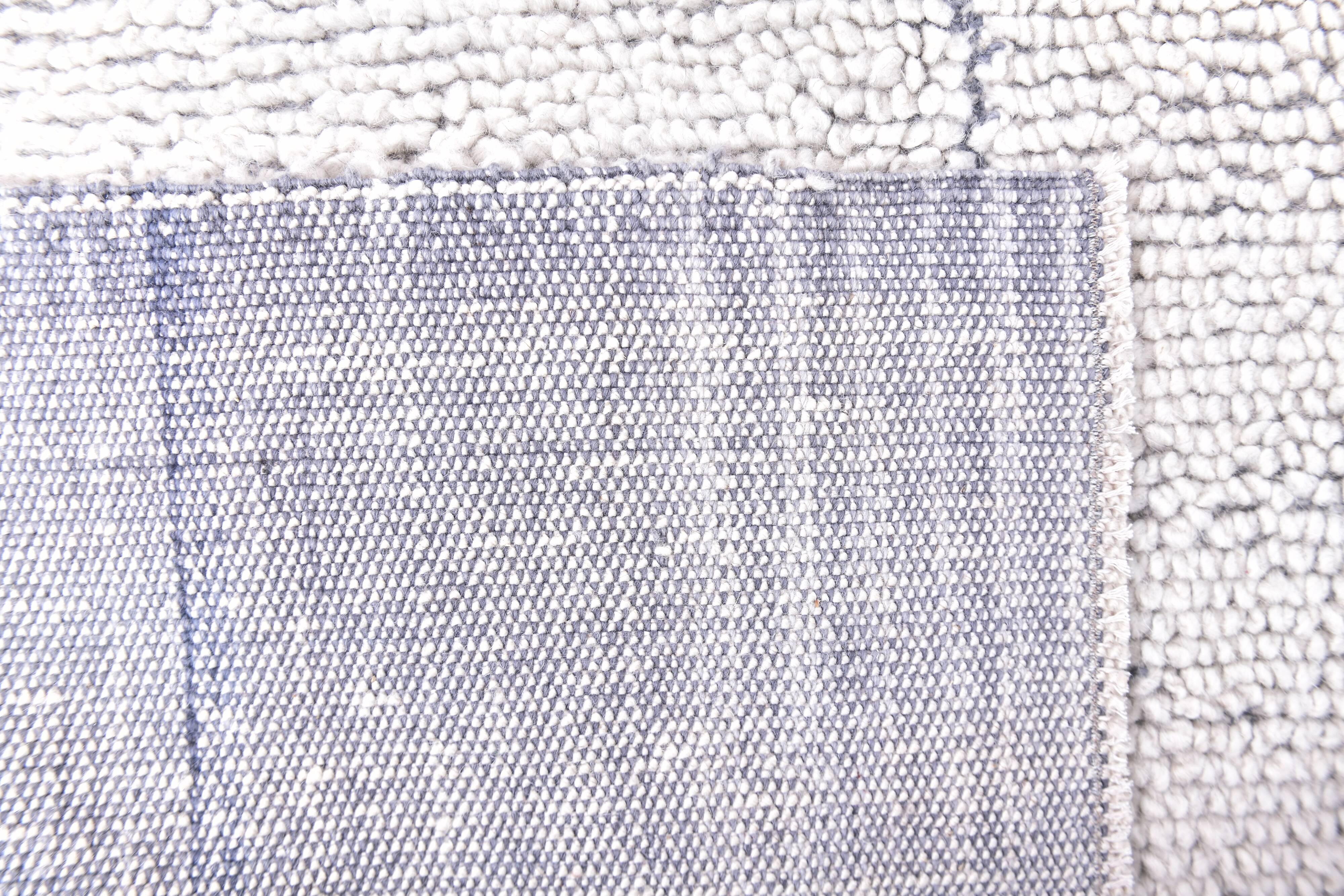 7x10 Light Blue Wool Handmade Woshable Moroccan Rug, 206x304Cm