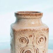 Vintage 'uienvaas' from West Germany, retro fat lava flower vase from the 1960s.