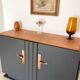 Buffet vintage noir mat et bois brut