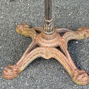 Bistro table – Vintage – Furniture – Cast iron base