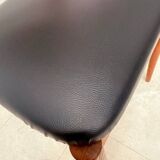 Set of 4 Scandinavian chairs