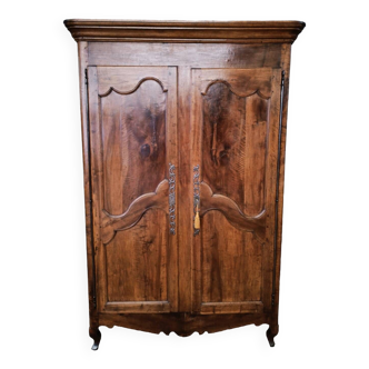 Armoire normande style Louis XV du 18e siècle