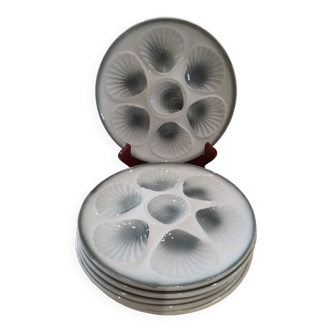 6 Moulin des Loups oyster plates in white and gray barbotine