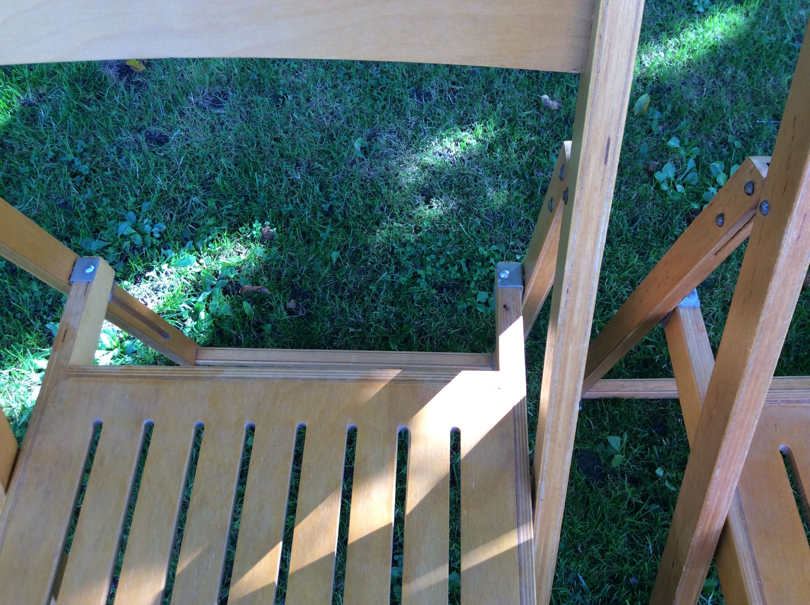 Series of 3 folding chairs