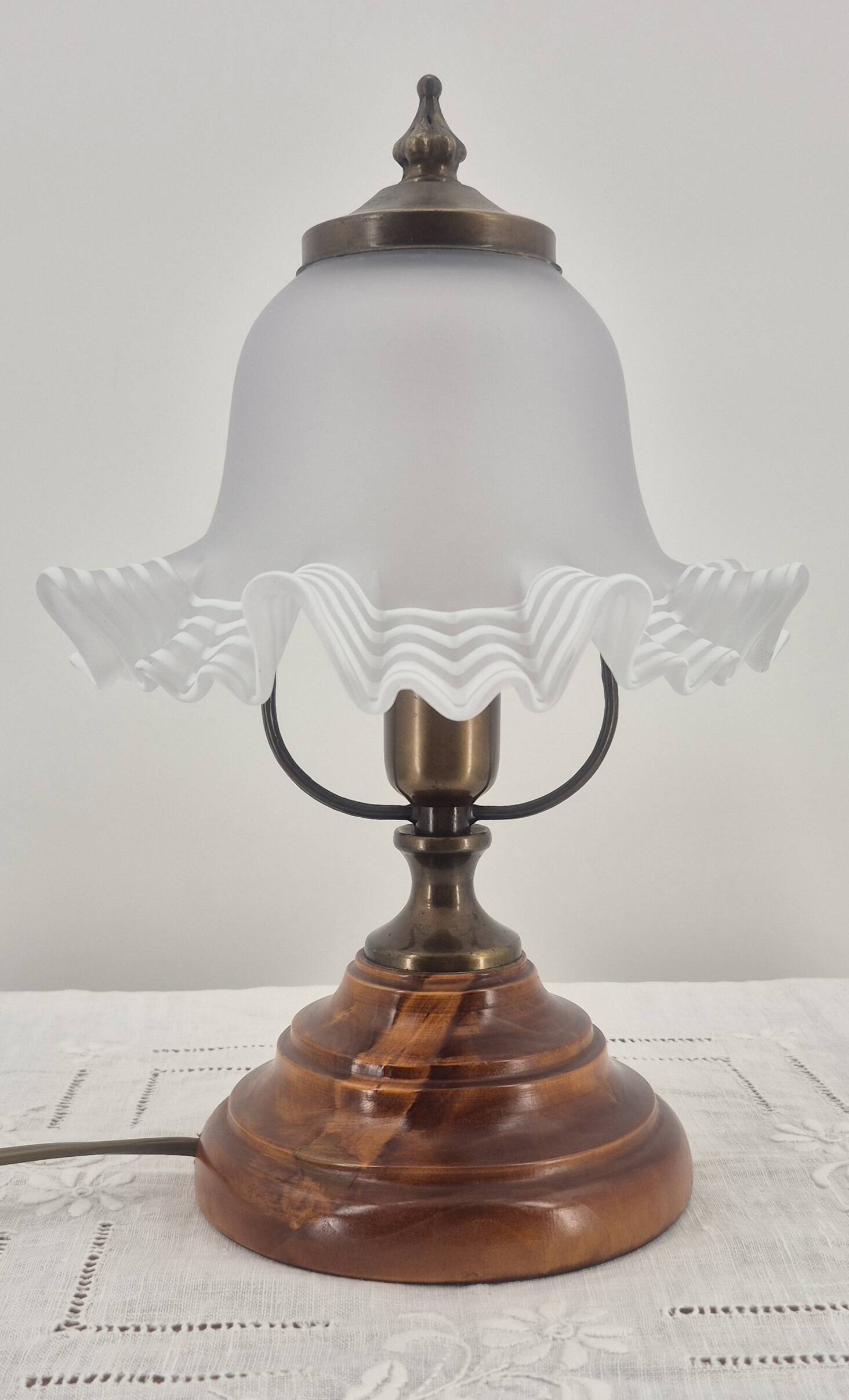 Lampe à poser vintage abat jour tulipe