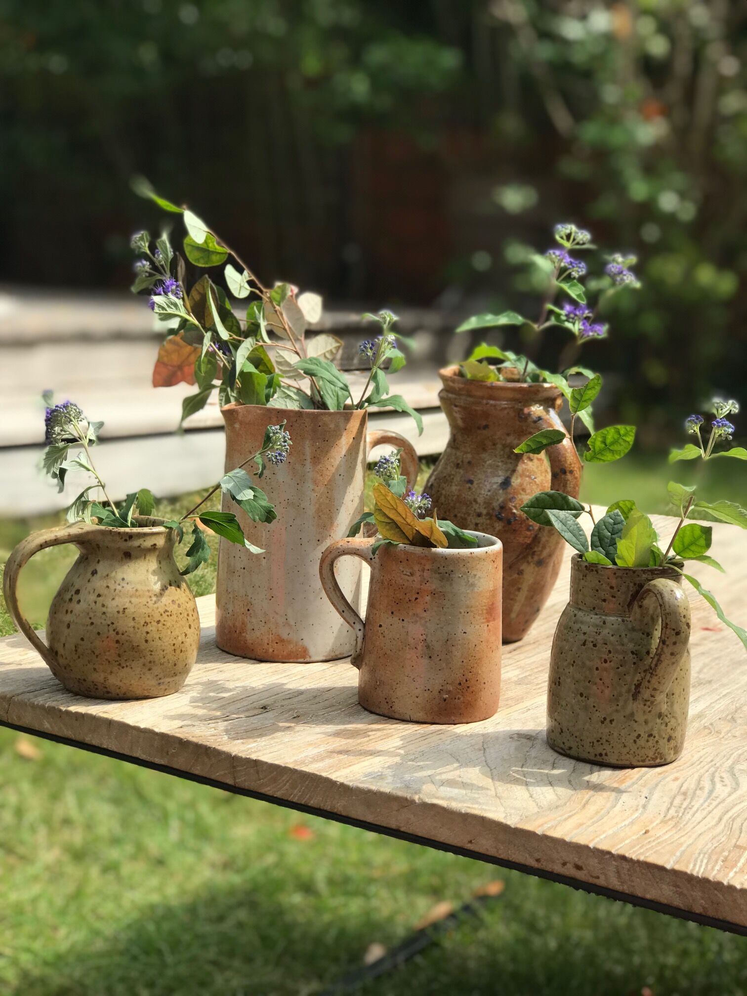 Set of 3 sandstone cups