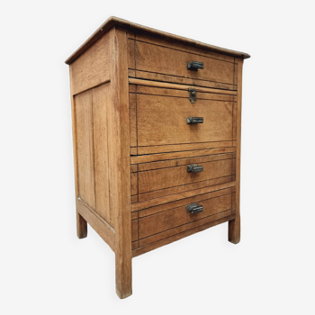 Commode ancienne, armoire unique d'un atelier belge