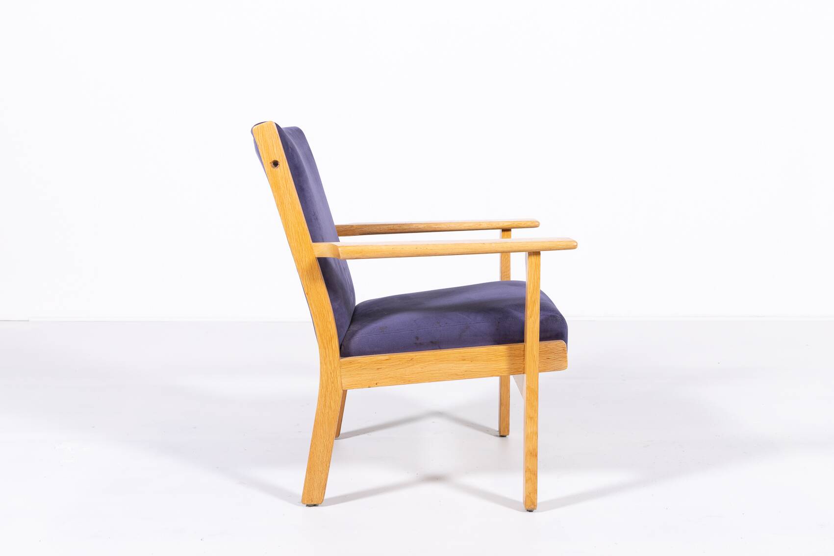 Scandinavian design armchair by Hans Wegner for Getama, 1980’s Denmark