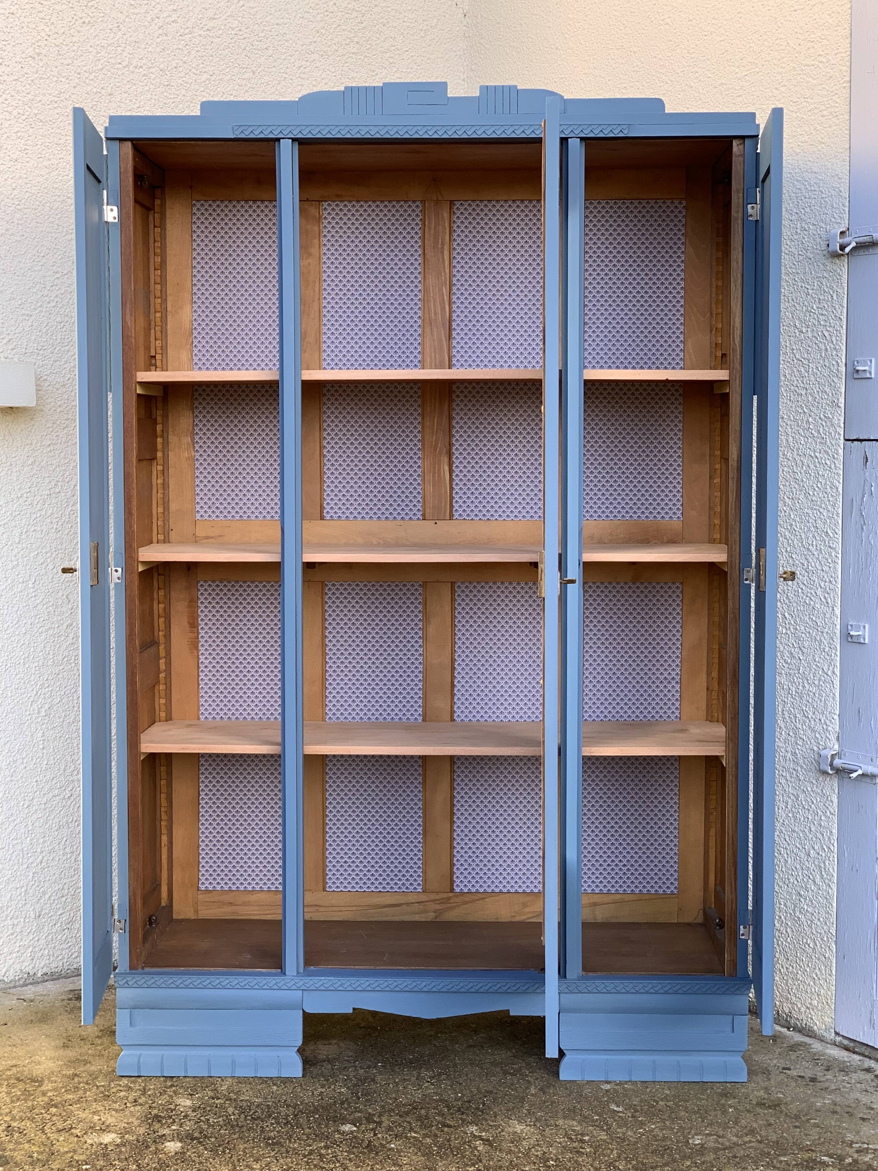 Blue wardrobe art deco 1930