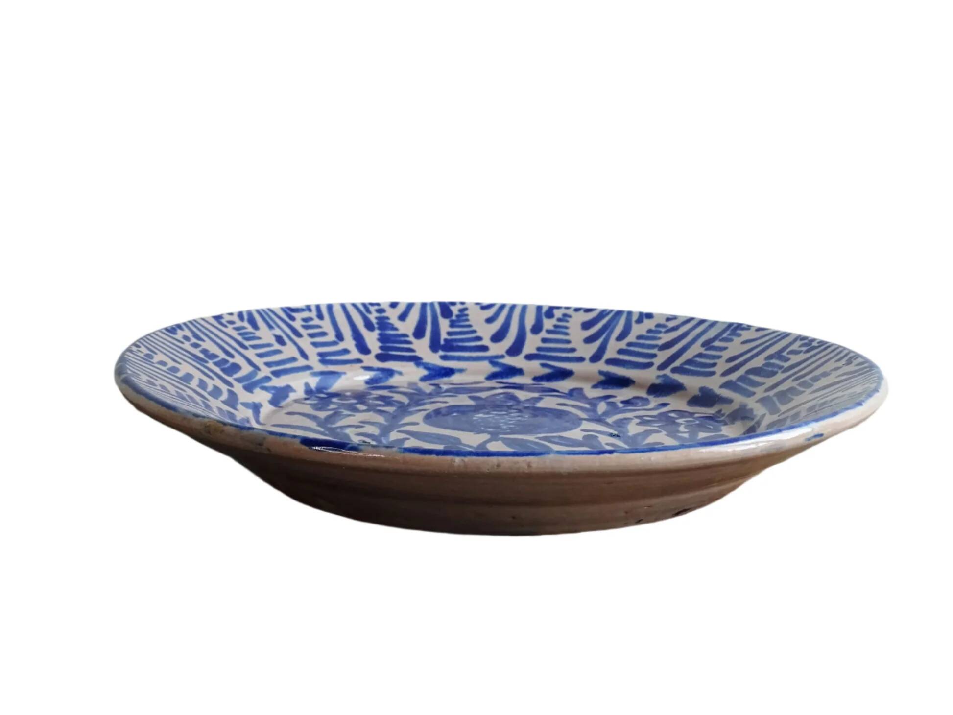 Assiette Fajalauza bleue espagnole ancienne à motif de grenade