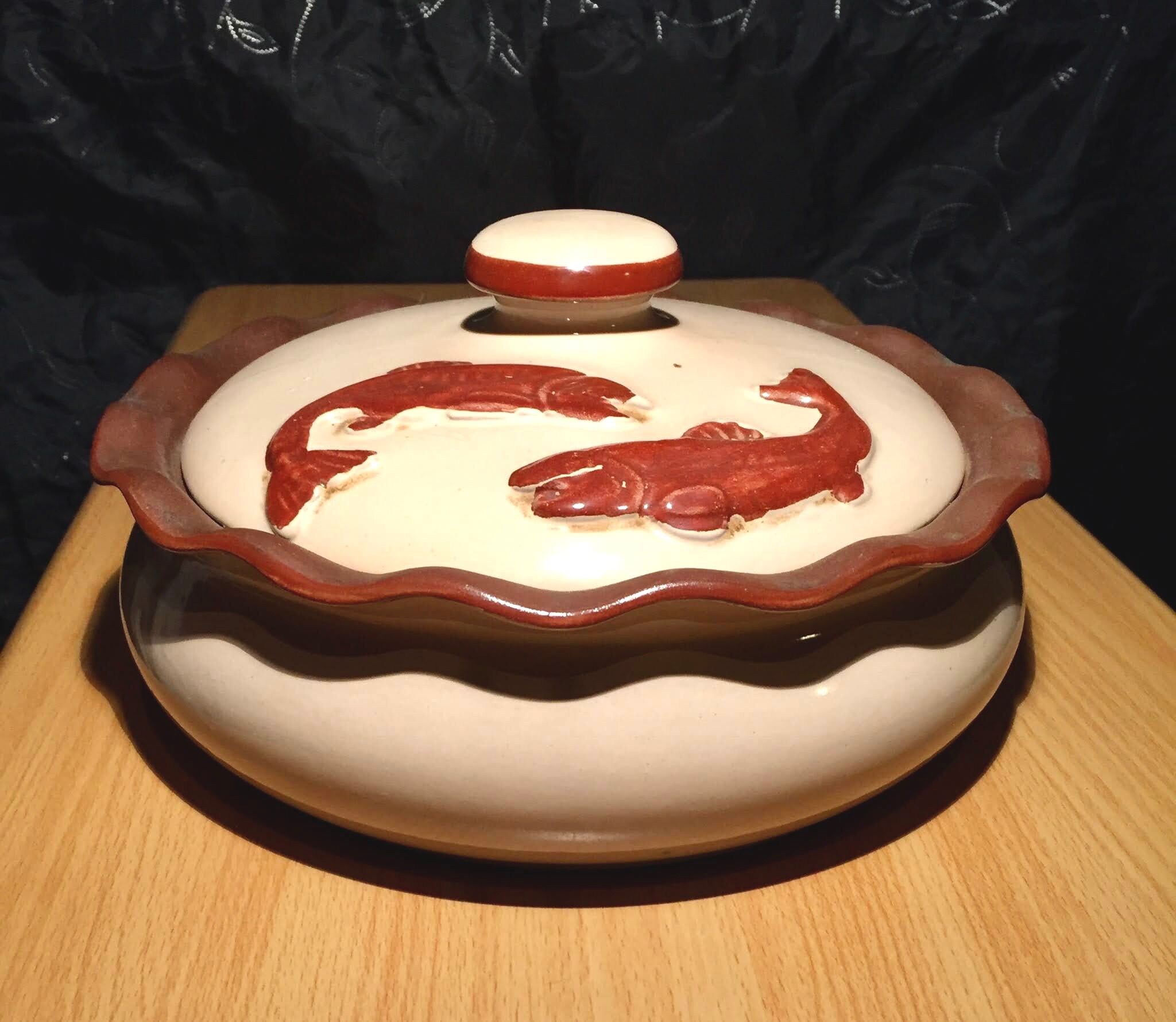 Bouillabaisse dish in terracotta fish decoration