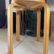 Tabouret vintage Alvar Aalto modèle E60 pour Artek