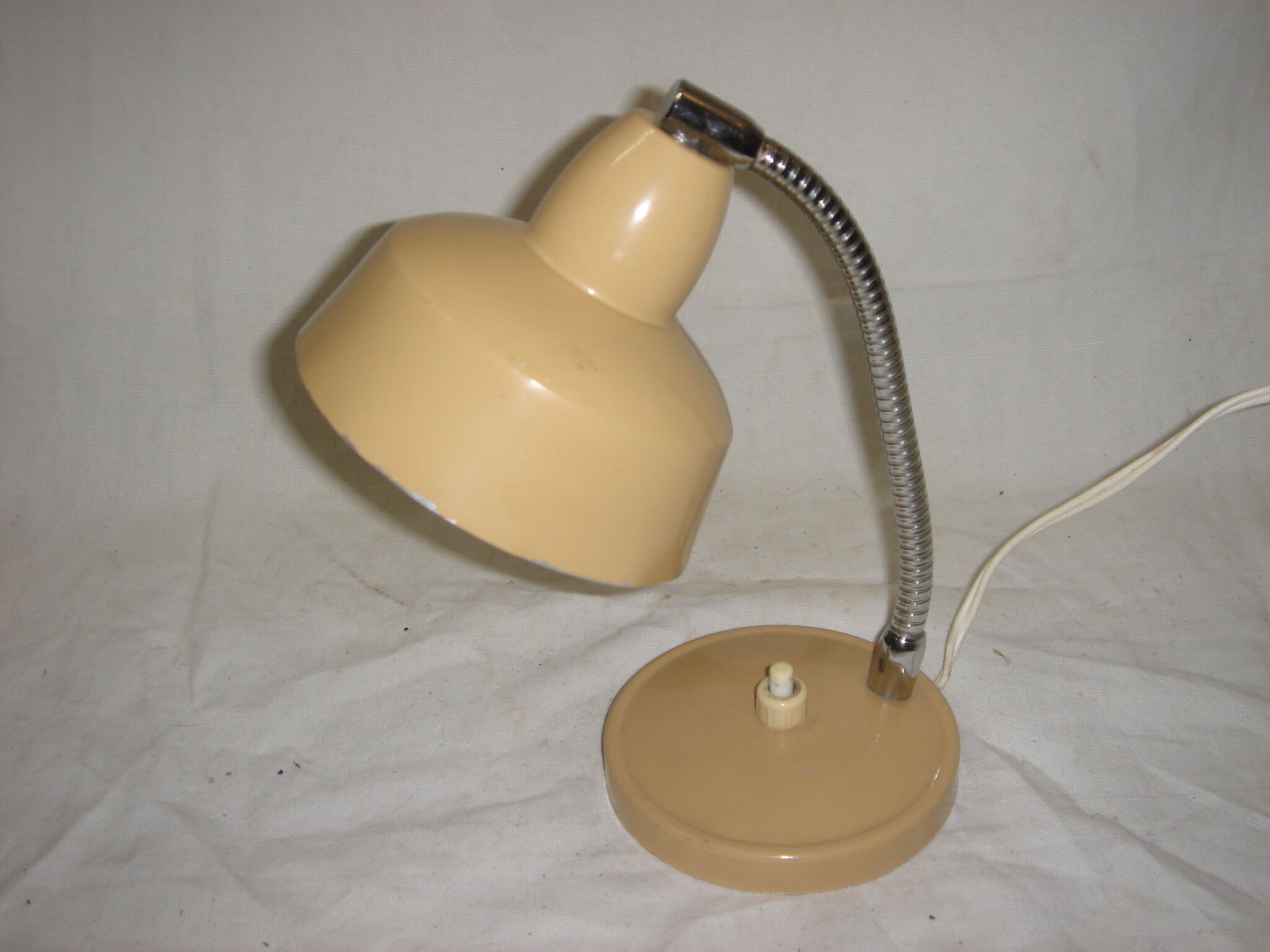 Metal desk lamp 1970