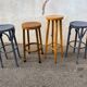 4 tabourets hauts de bistrot dépareillés