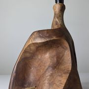 Sculptural table lamp in carved olive wood, organic modern 1970s