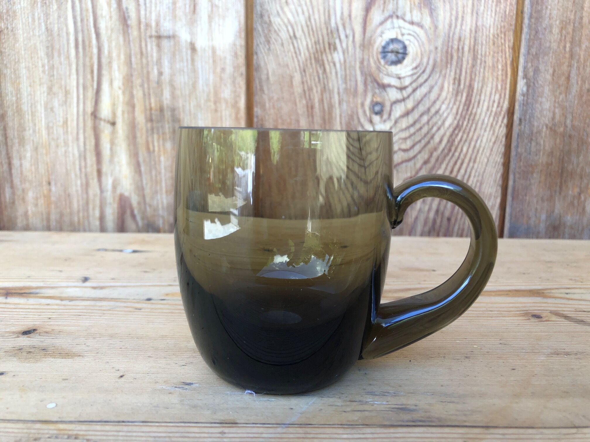 Lot coffee cups in smoked brown glass 70s, rounded shape, beautiful handcrafted.