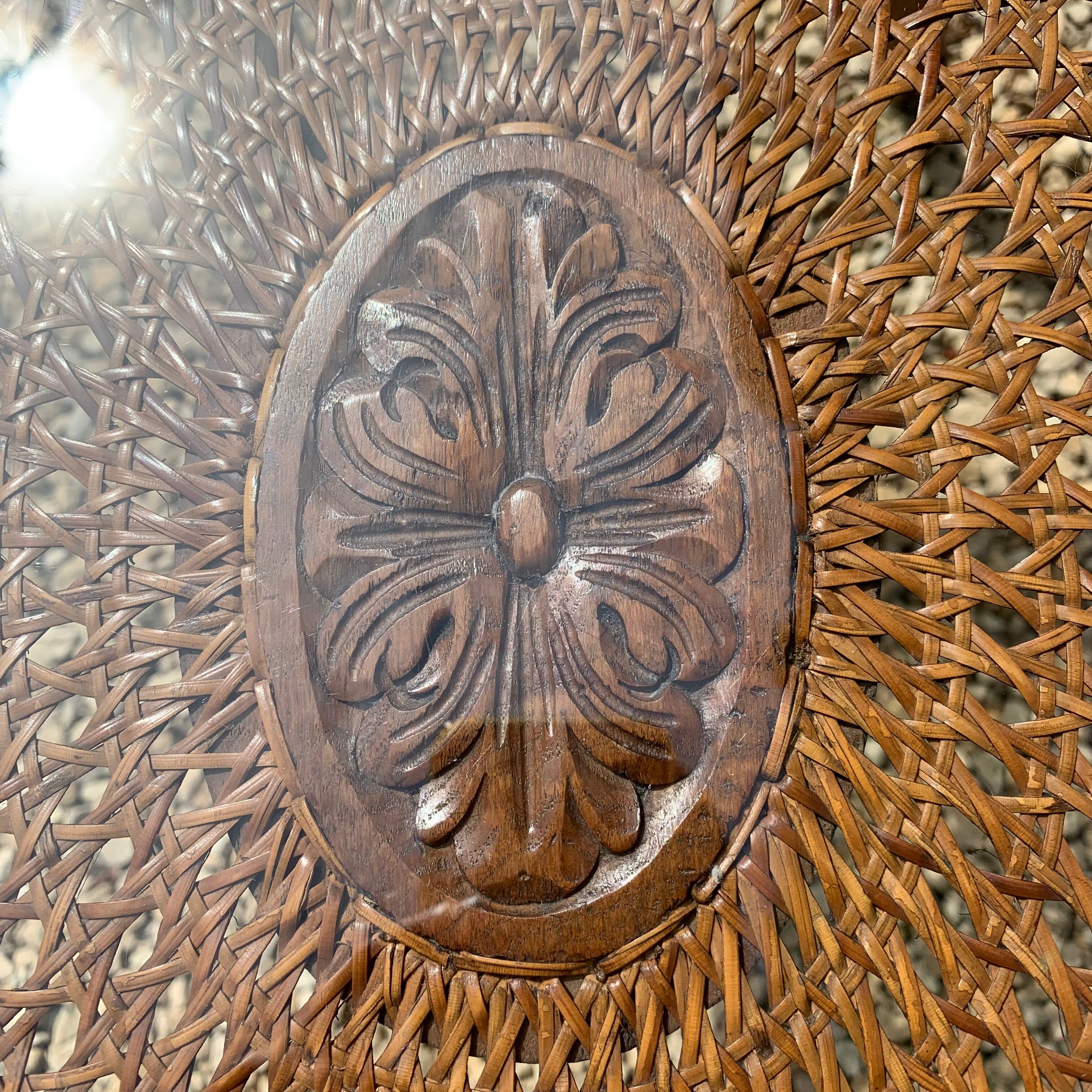 Living room table with cannage