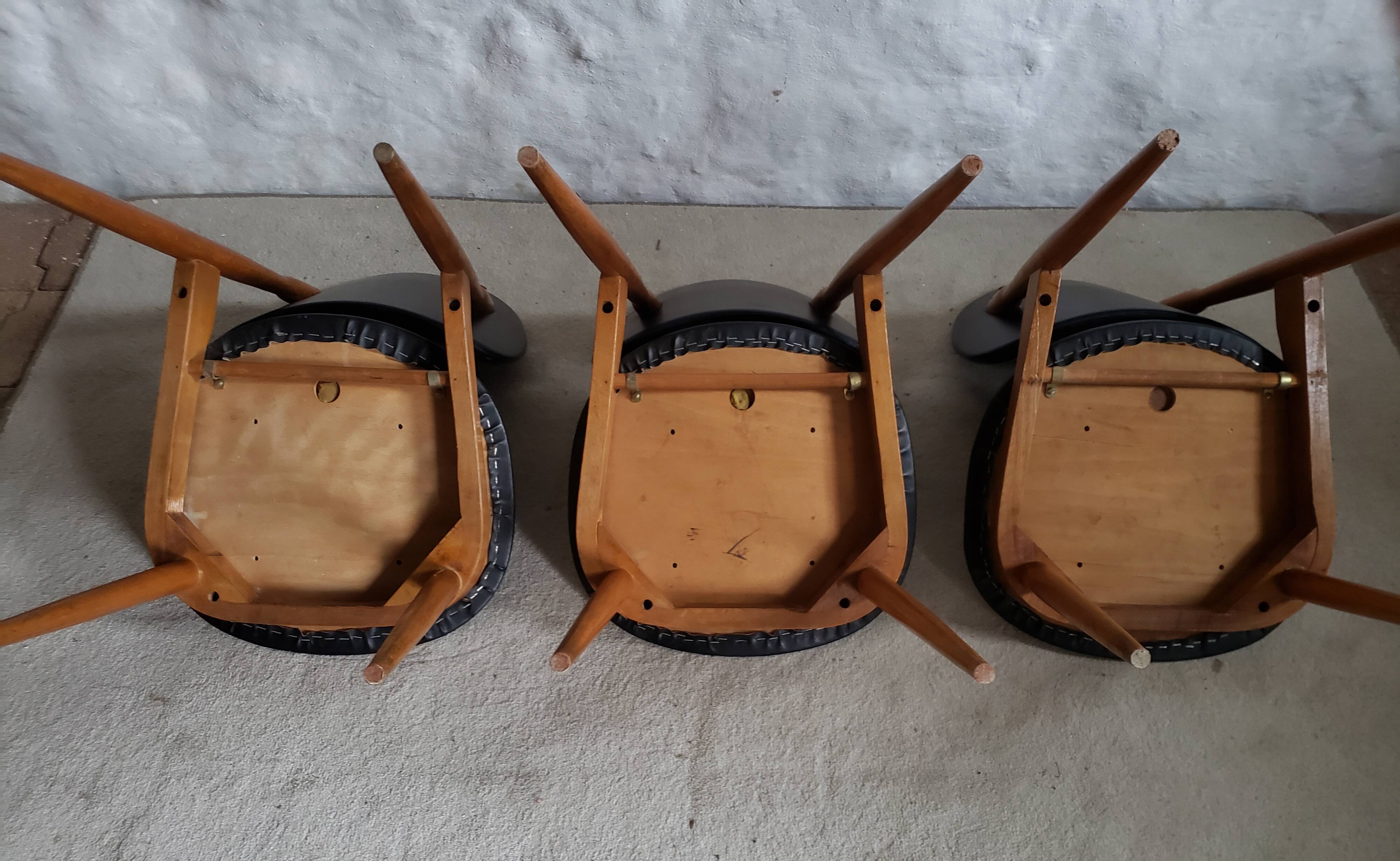 Series of 6 chairs Baumann Pegasus
