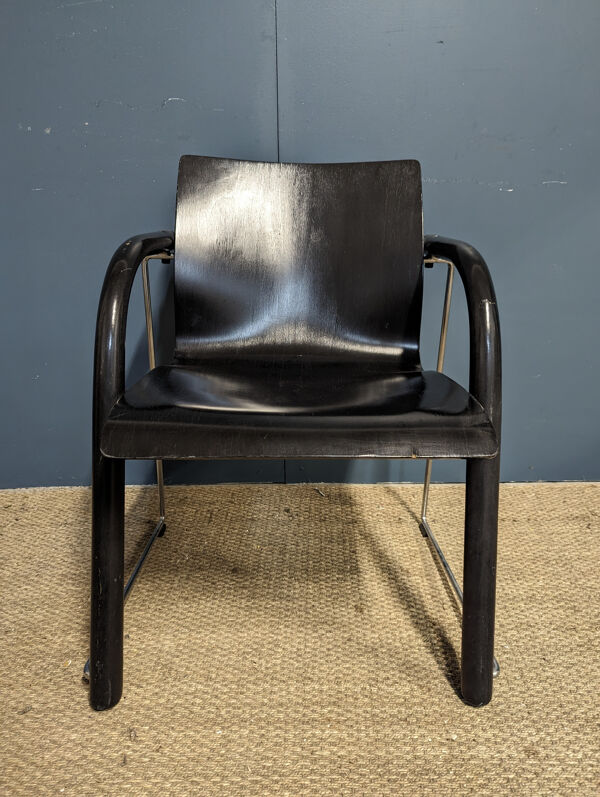Chaise Thonet S320 noire