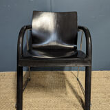 Thonet S320 black chair