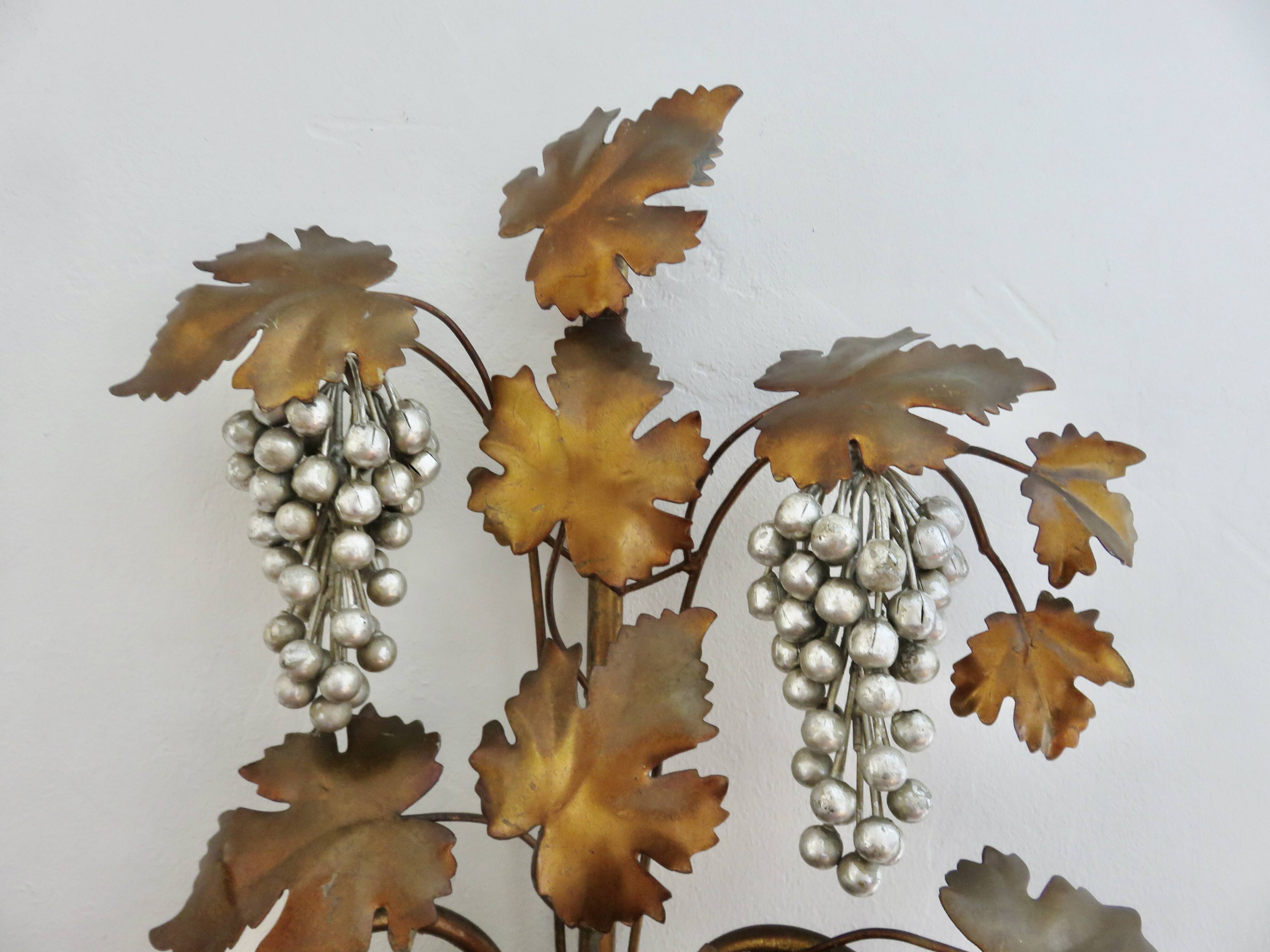 Florentine “grape” wall lamp Italy, 1940 - 1950