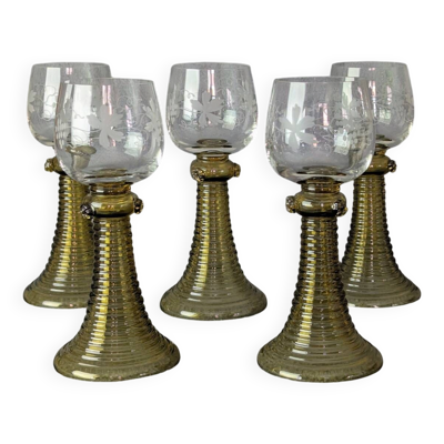 Verres à vin Roemer, Alsace, Rhin, Cristal gravé et verre fumé x 5