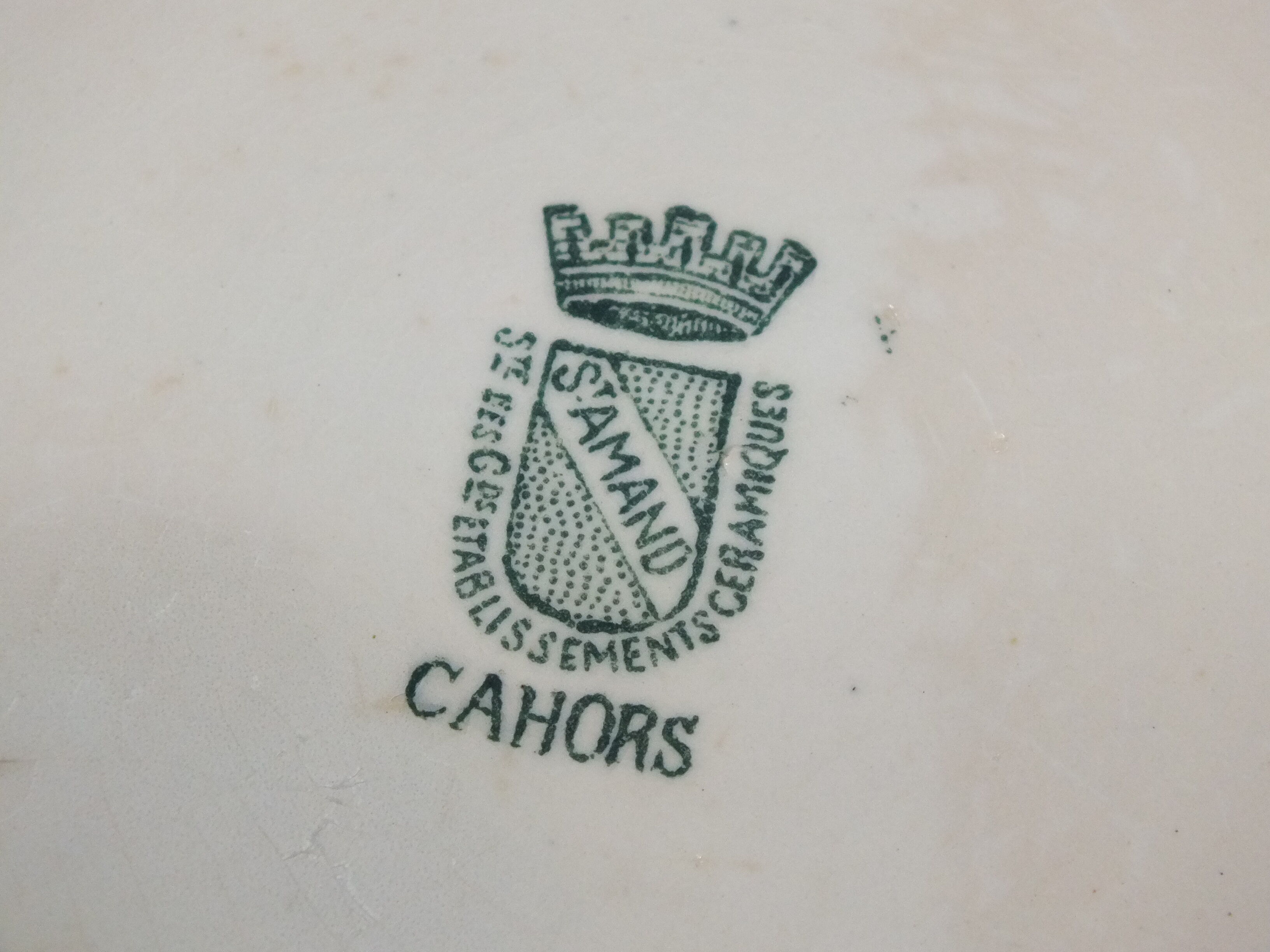 Large tureen Saint Amand model Cahors