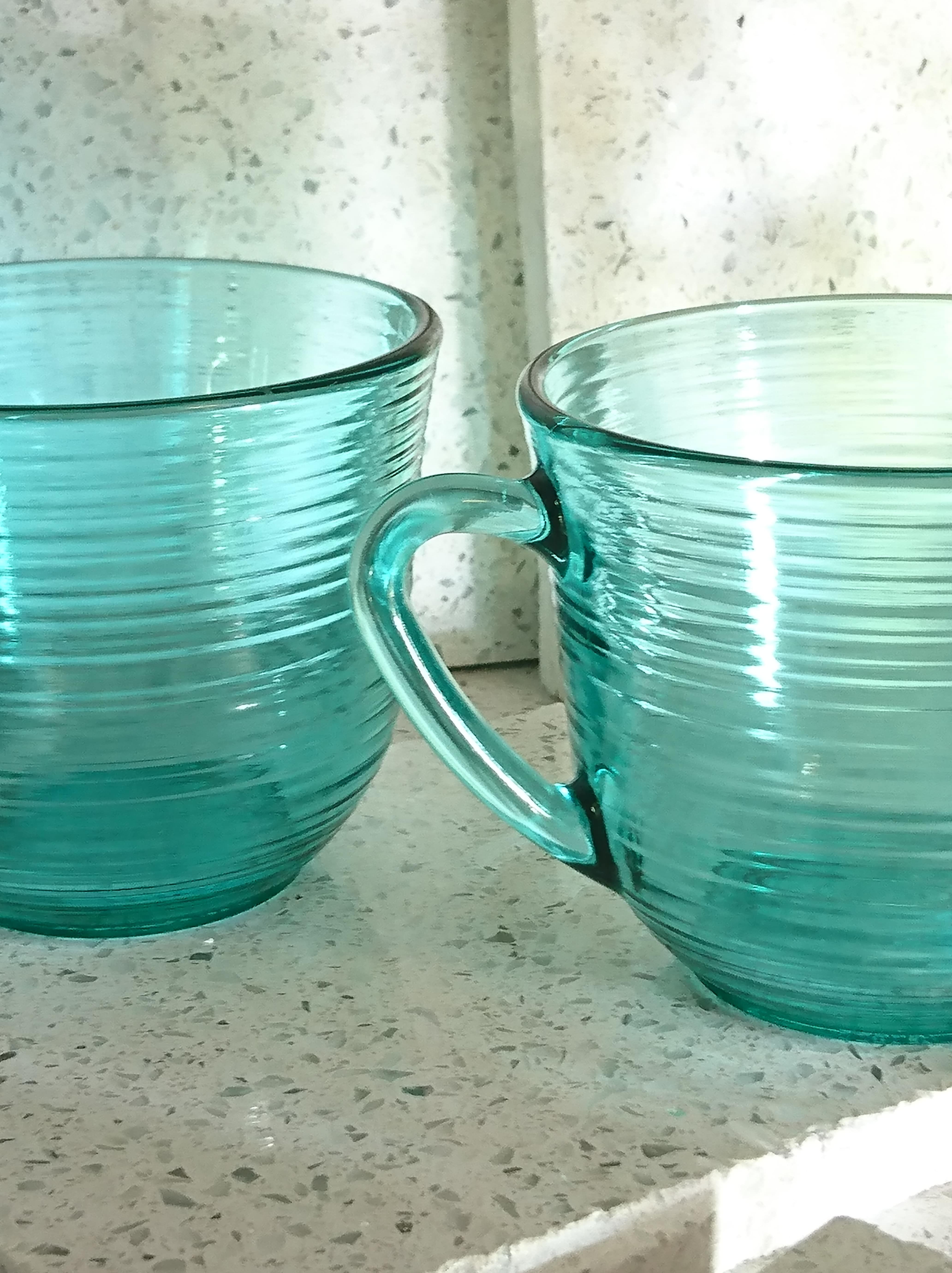 Set of 2 coffee cups in green glass of water Arcoroc, made in France
