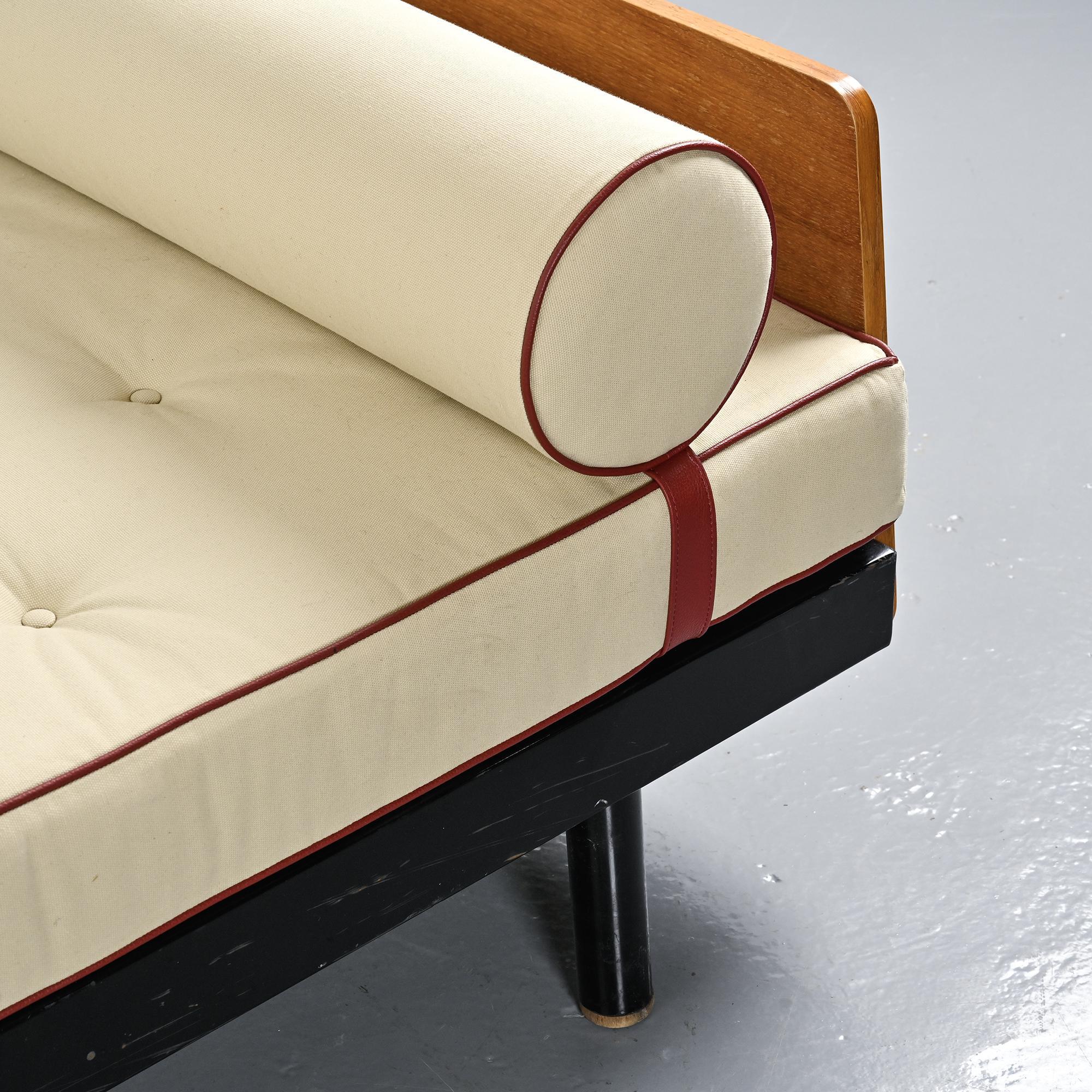 Lit de jour SCAL par Jean Prouvé, circa 1955
