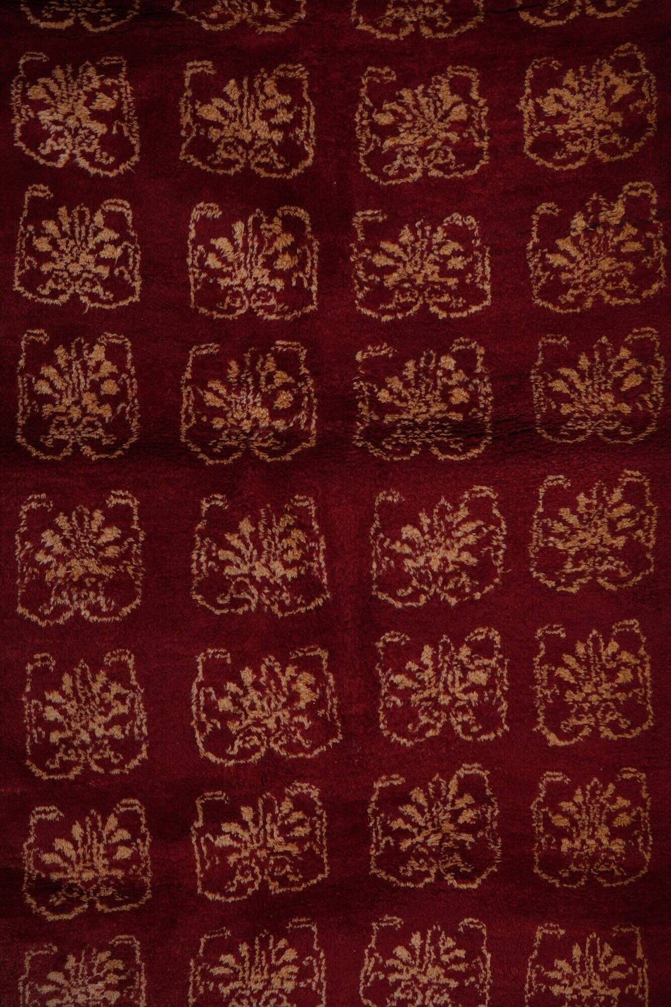 Vintage handmade Turkish rug 112x235 cm