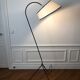 Lampadaire tripode et porte revue 1950