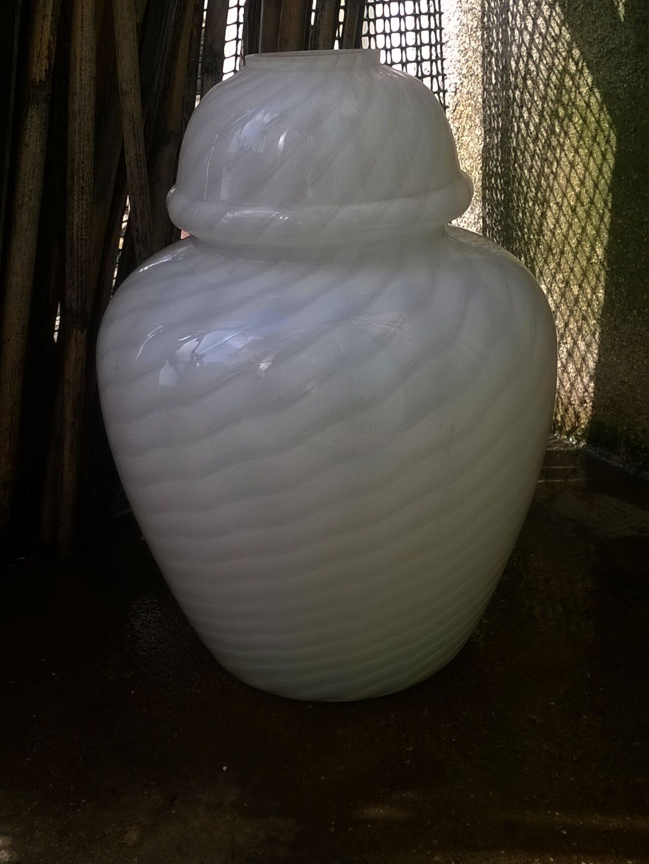 Lamp foot has helical decoration