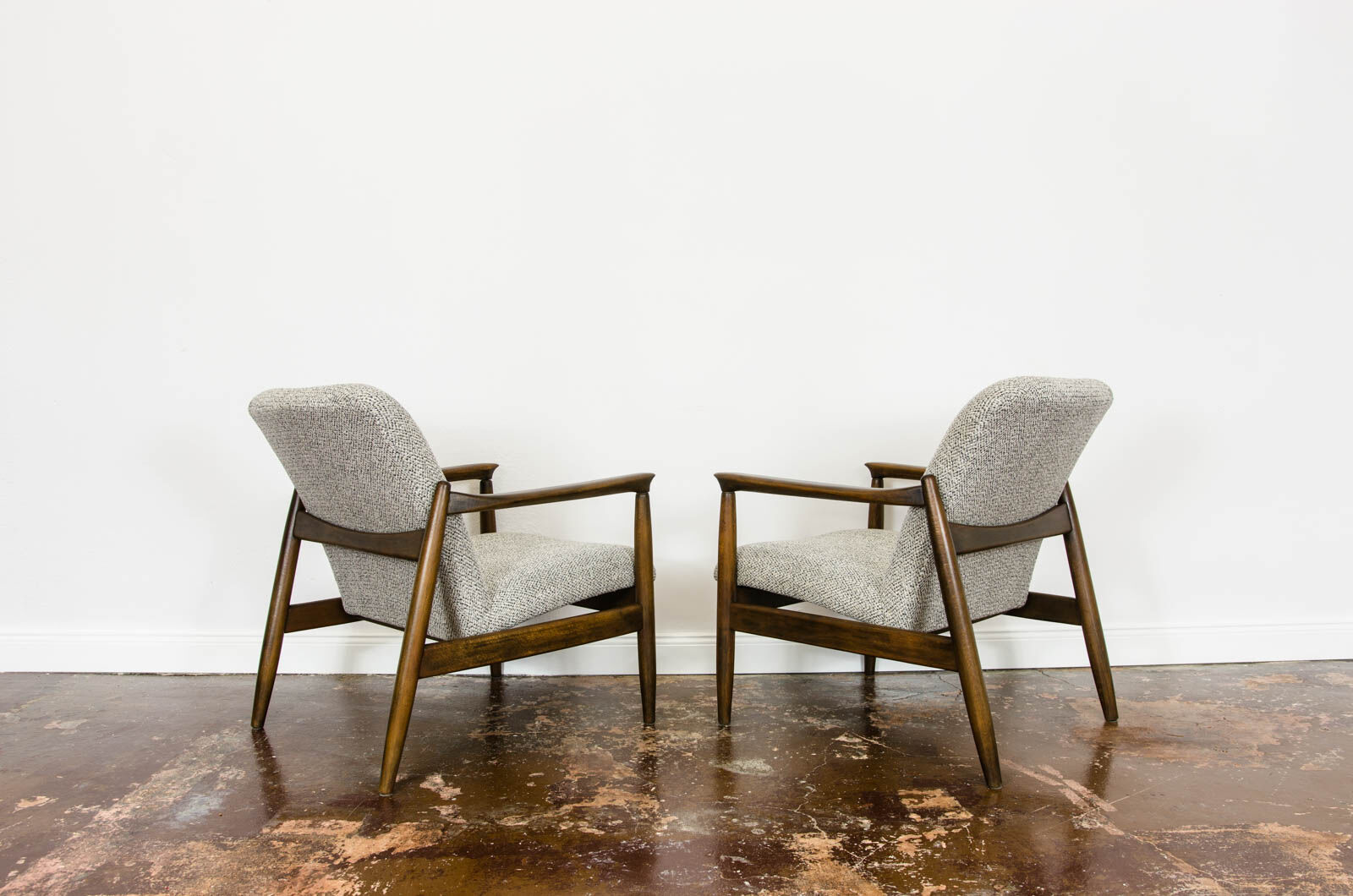Paire de fauteuils Gfm 64 par Edmund Homa