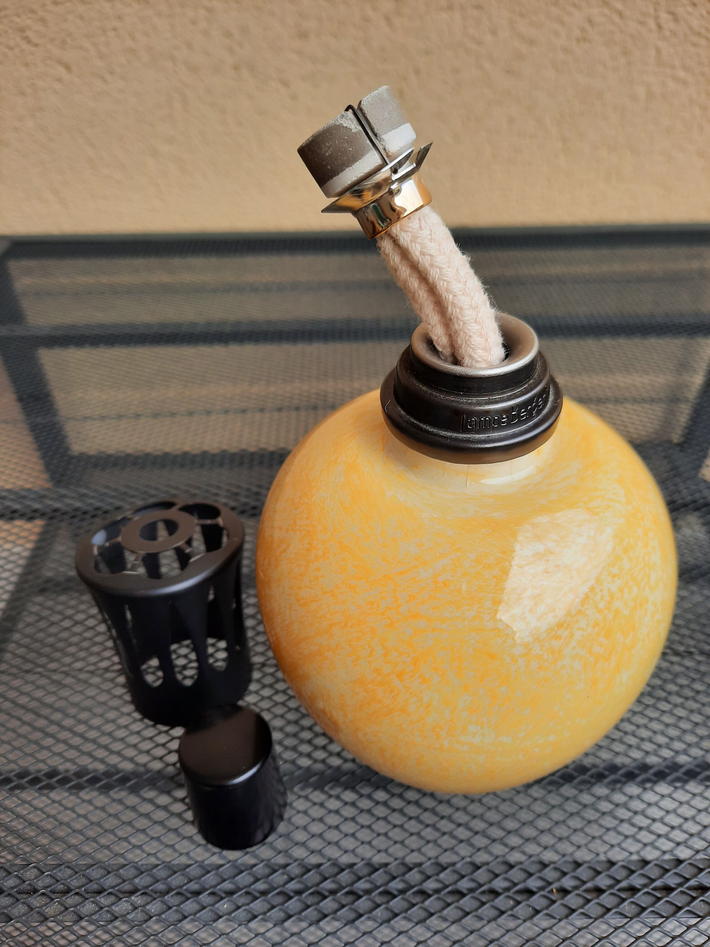 Berger lamp, st Clement's earthenware, complete, perfect condition. (broadcaster, mood perfume)