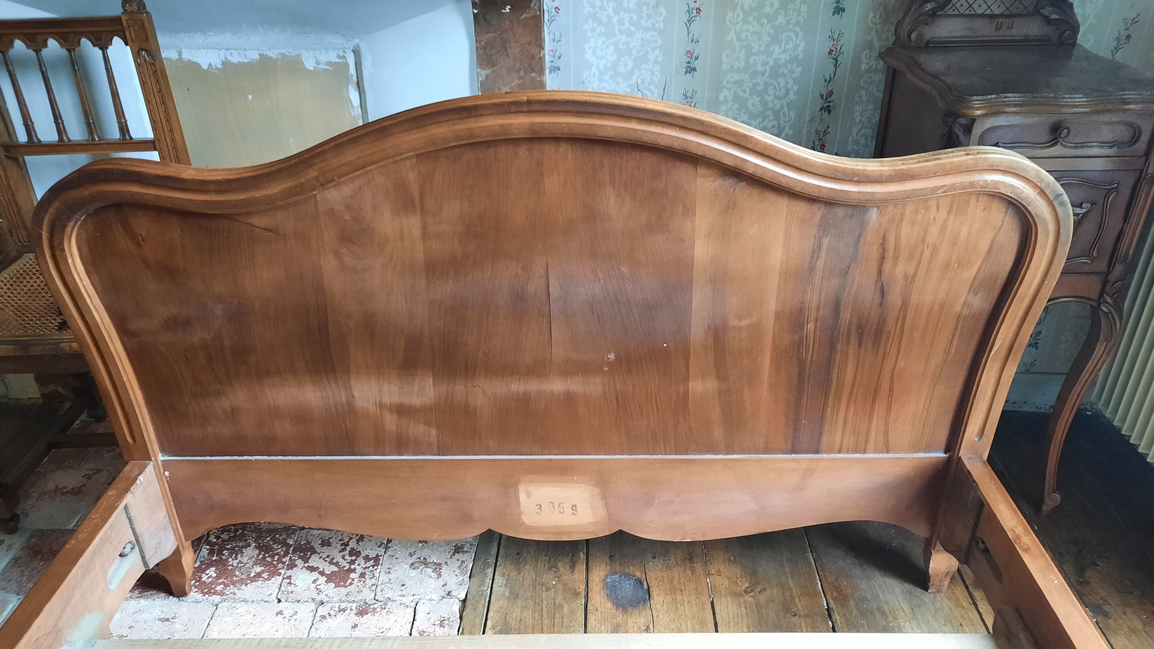 Bed style Louis XV rocaille